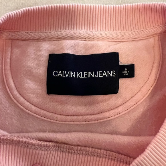 Pink Calvin Klein crew neck sweatshirt size medium - Picture 4 of 4